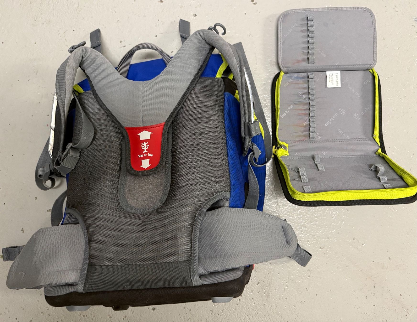 Step by Step Borse & Zaini: Schulranzen mit Etui – Usato da Winkel venduto da gatta 1