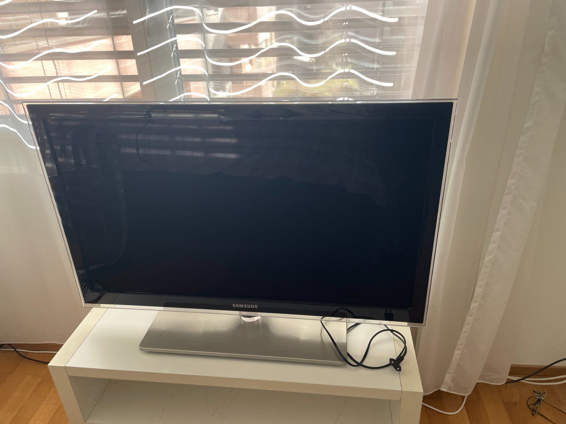 Samsung Televisori: Samsung UE37C6700US – Usato da Pfäffikon venduto da Mailer-Daemon