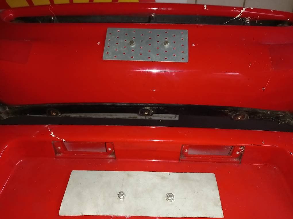 Ferrari Toutes les pièces auto: Ferrari F355 Front- und Heckstossstange – D'occasion à Alpnach Dorf par Americandream 4