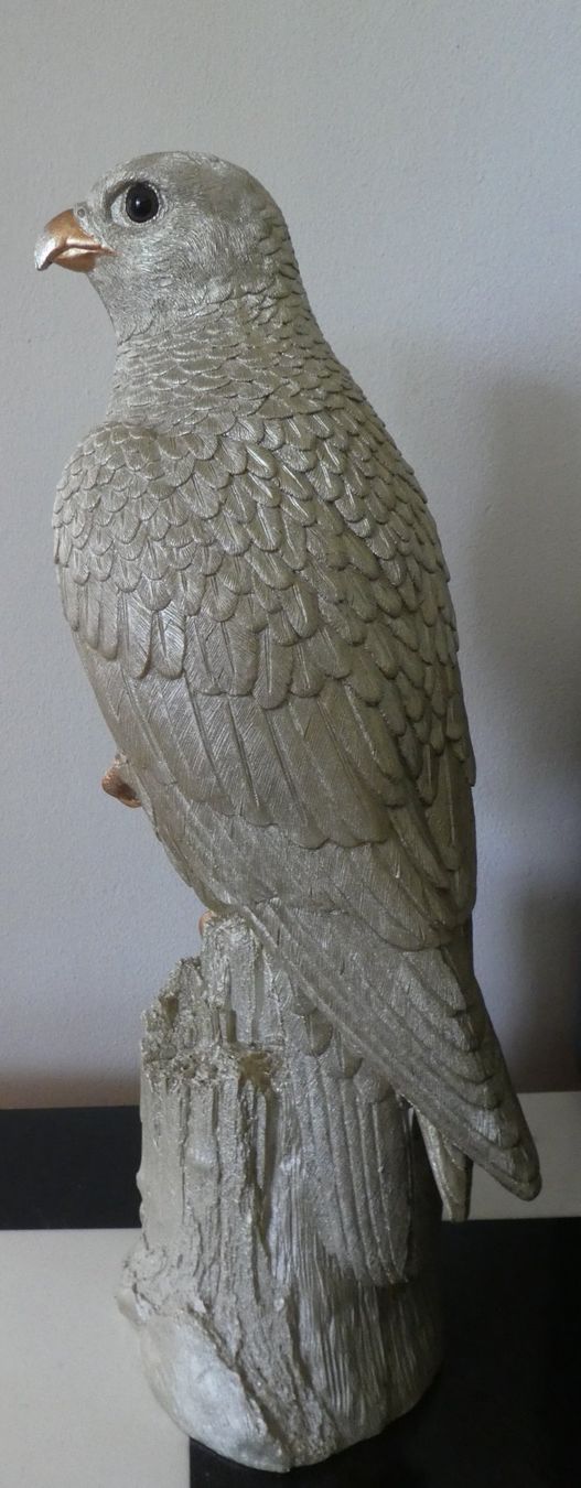 Figuren: Deko Greifvogel. Vogel von Möbelpfister – Gebraucht aus Diessenhofen von Hundeseele