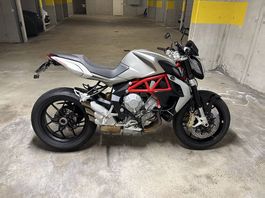Mv Agusta Brutale 800
