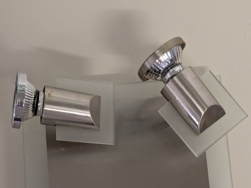 Lampadari & plafoniere: Decken- oder Wandlampe mit vier einstellbaren Leuchten – Usato da Ittigen venduto da stoney63 2