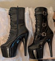 Pleaser Adore Plateau Stiefeletten Lack schwarz Gr.10