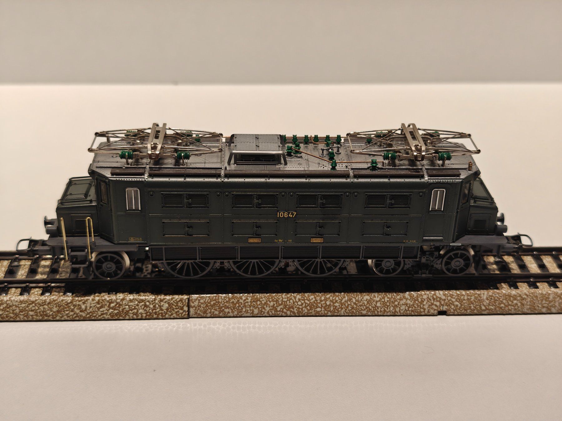 Fleischmann Modellini di ferrovie: Fleischmann 1145 H0 SBB Ae 3/6 I – Usato da Braunau venduto da Homersimpson 2