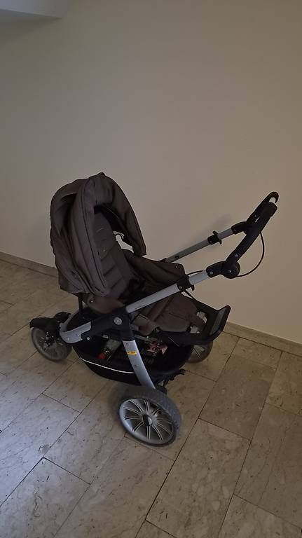 Carrozzine: Kinderwagen / Babyliege Teutonia – Usato da Horw venduto da Maurice1987 1