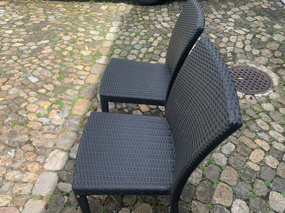 Outdoor Stühle mit schwarzem Geflecht Kaufen auf Ricardo