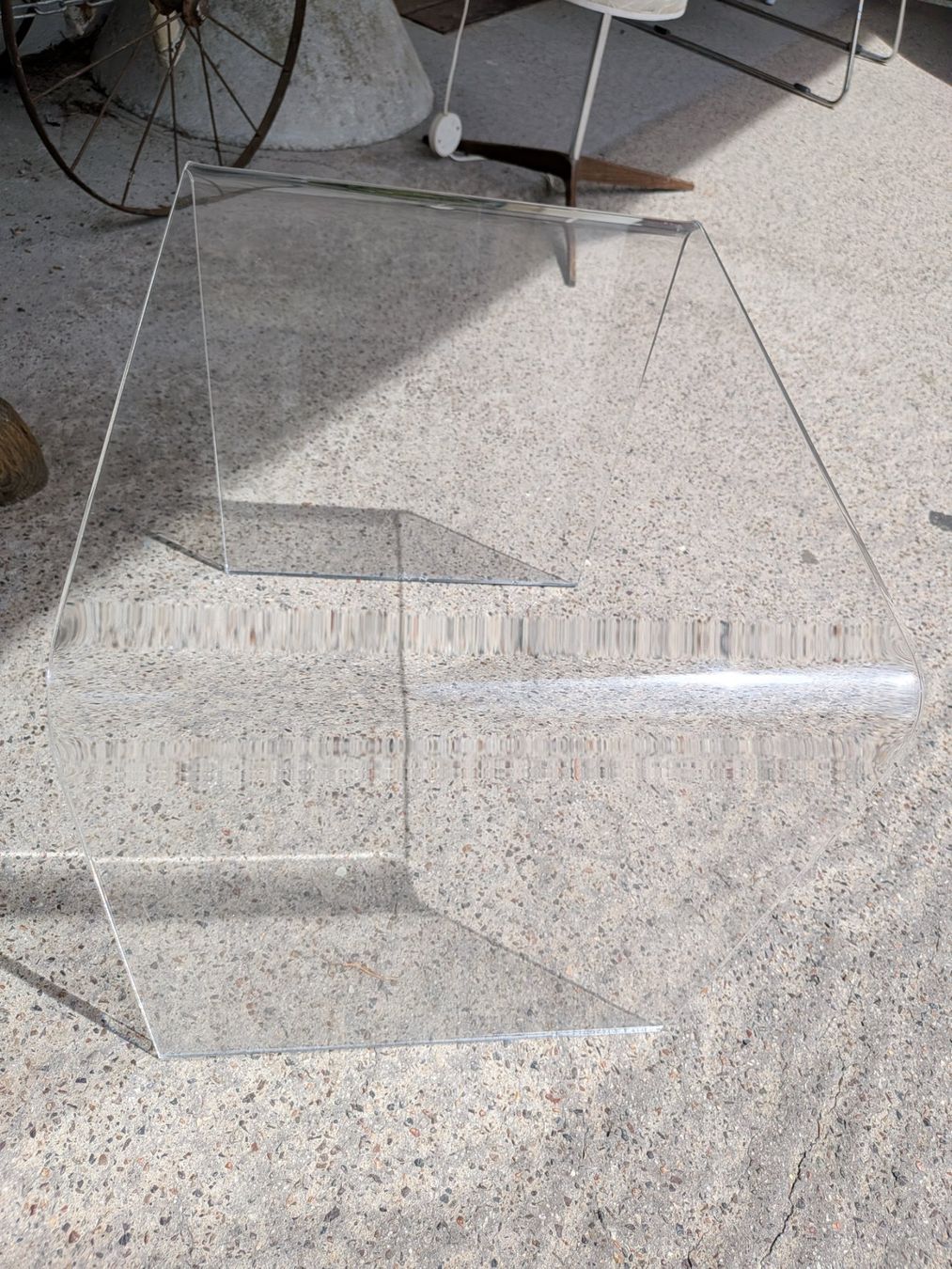Tavoli: Plexiglas Tisch Einzelstück Couchtisch – Usato da Emmen venduto da magelan 2