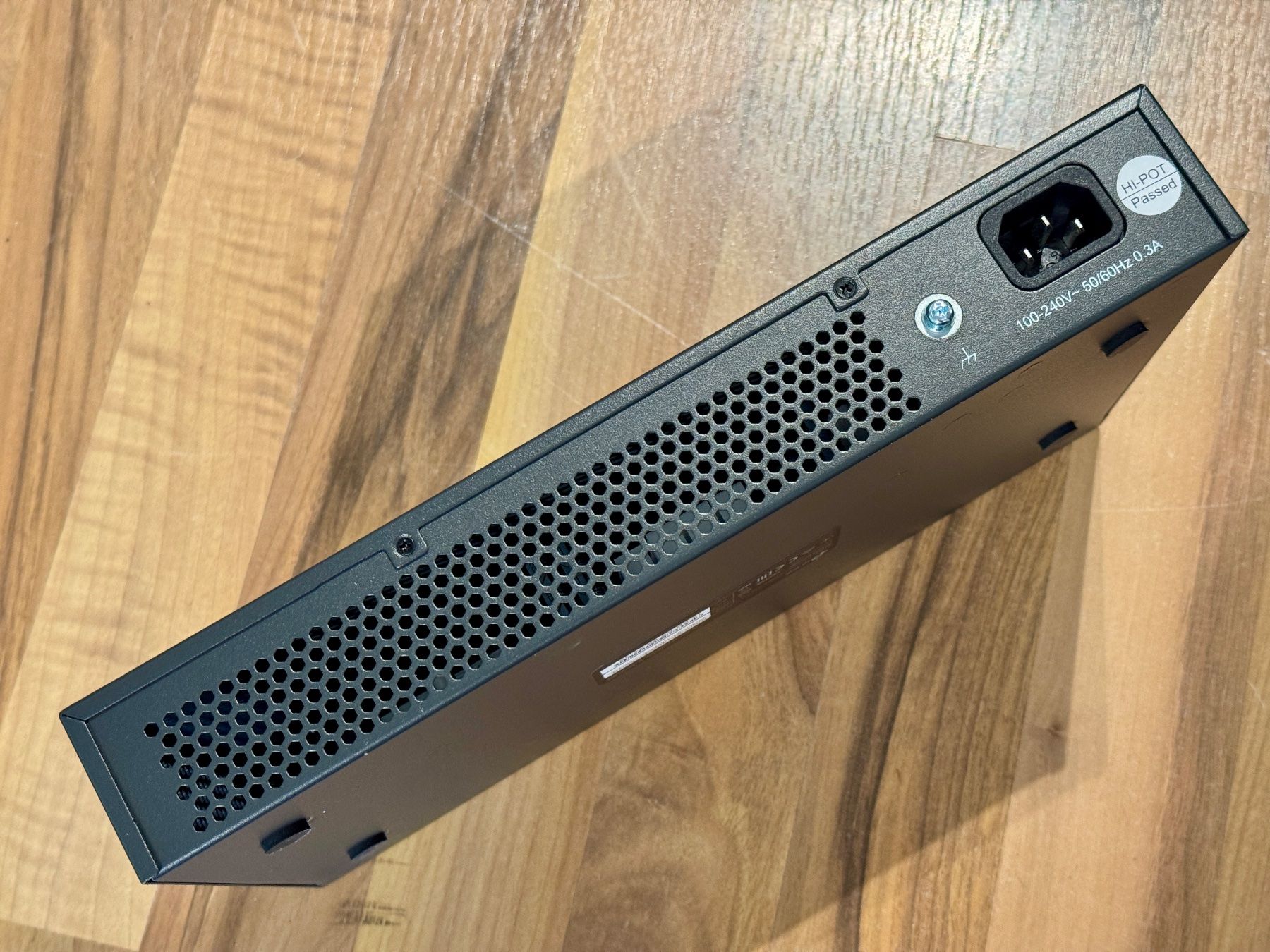 Hub & Switch: TP-Link TL-SG1016DE, 16 Port Gigabit Easy Smart Switch – Usato da Meierskappel venduto da fs6344 5