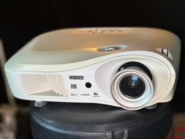 Epson EMP-TW680 Heimkino-Beamer HD Ready inkl. Fernbedienung