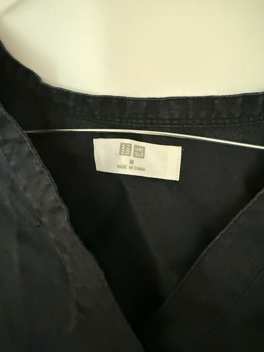 Uniqlo Chemisiers: Bluse von Uniqlo – D'occasion à Birmenstorf AG par Pat_roll 1