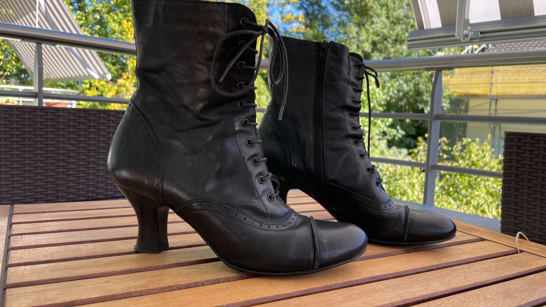 Scarpe da donna: Stiefeletten Marke Bronx – Usato da Bern venduto da .DolceVita. 3