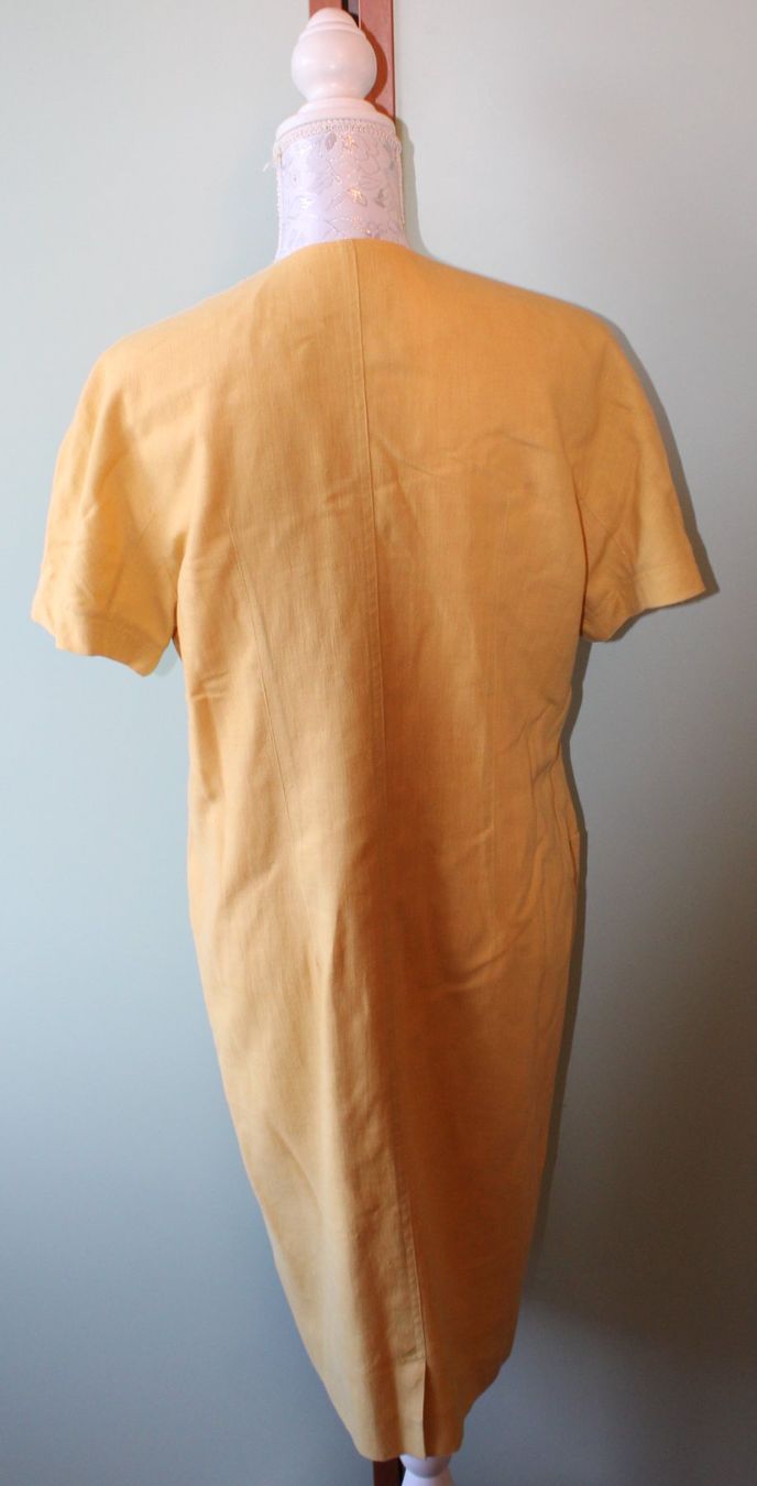 Vestiti: Kleid von *SPORTING* – Usato da Schaan venduto da antikes_und_kurioses 3