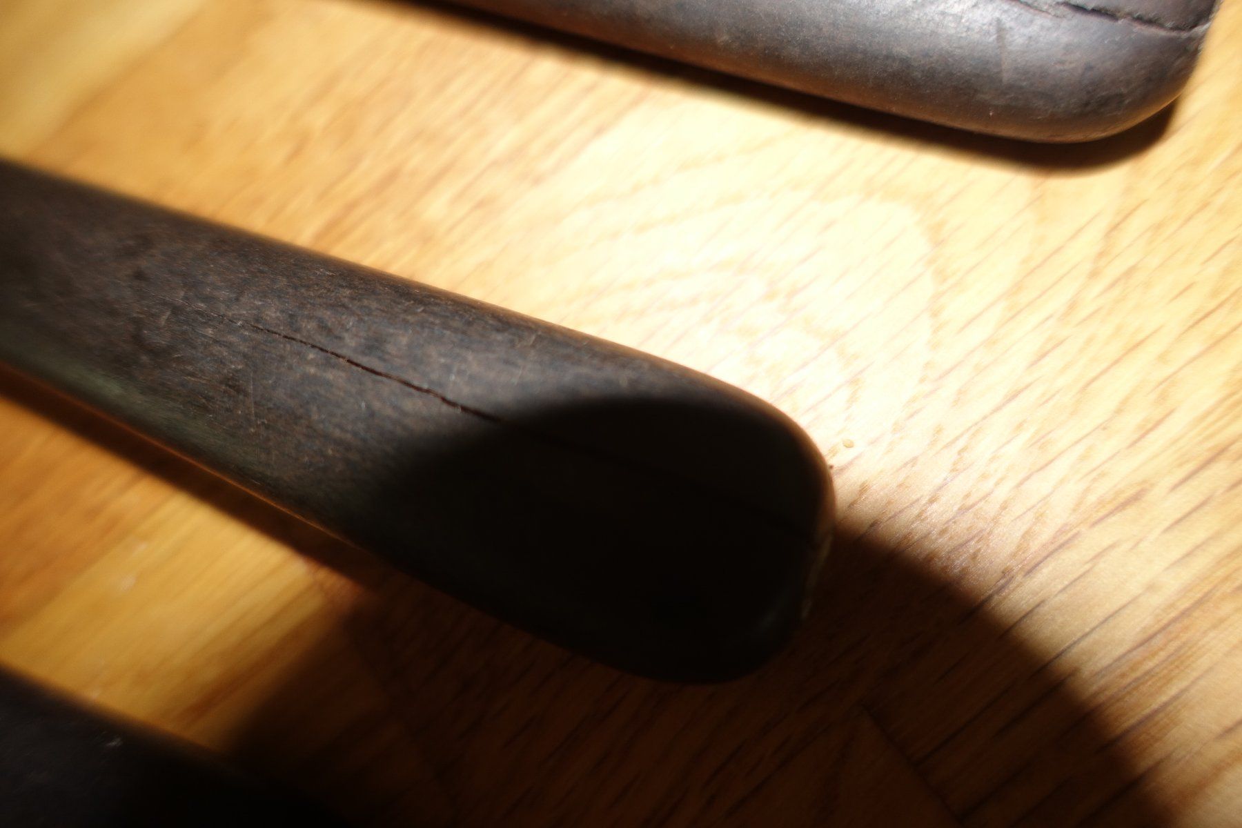 Solingen Posate: 5 Messer 'Buttermesser' Solingen antik August Knecht – Usato da Pâquier-Montbarry venduto da phi_5v2r 5