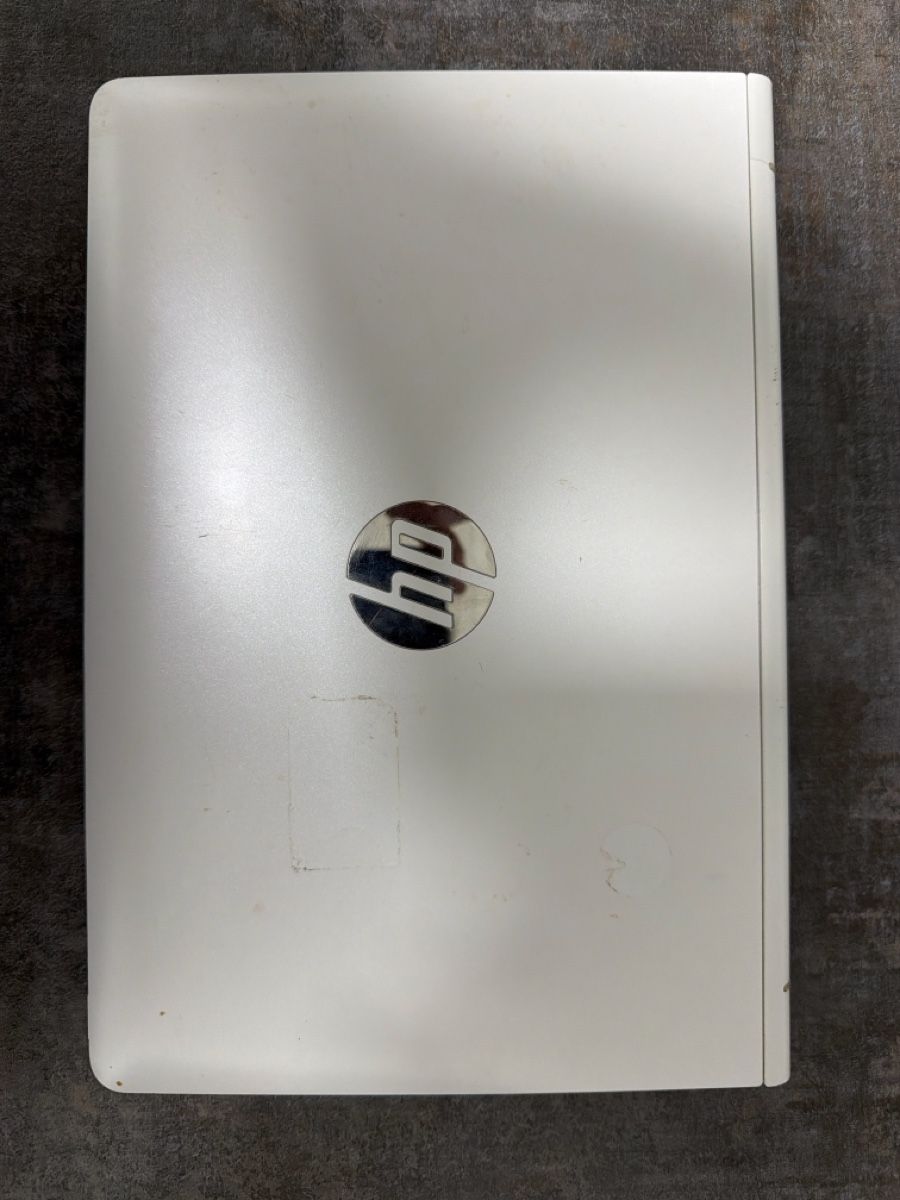 Hewlett Packard Notebook: Ordinateur portable HP défectueux pour pièce – Difettoso da Bulle venduto da Nghost 1
