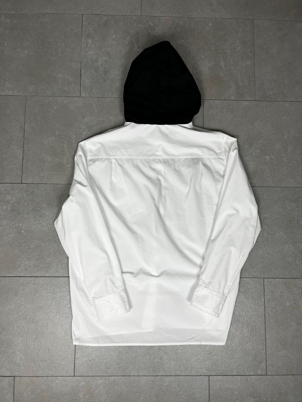 Prada Camicie: Prada Hooded Shirt – Usato da Biel/Bienne venduto da sami0788480082 2