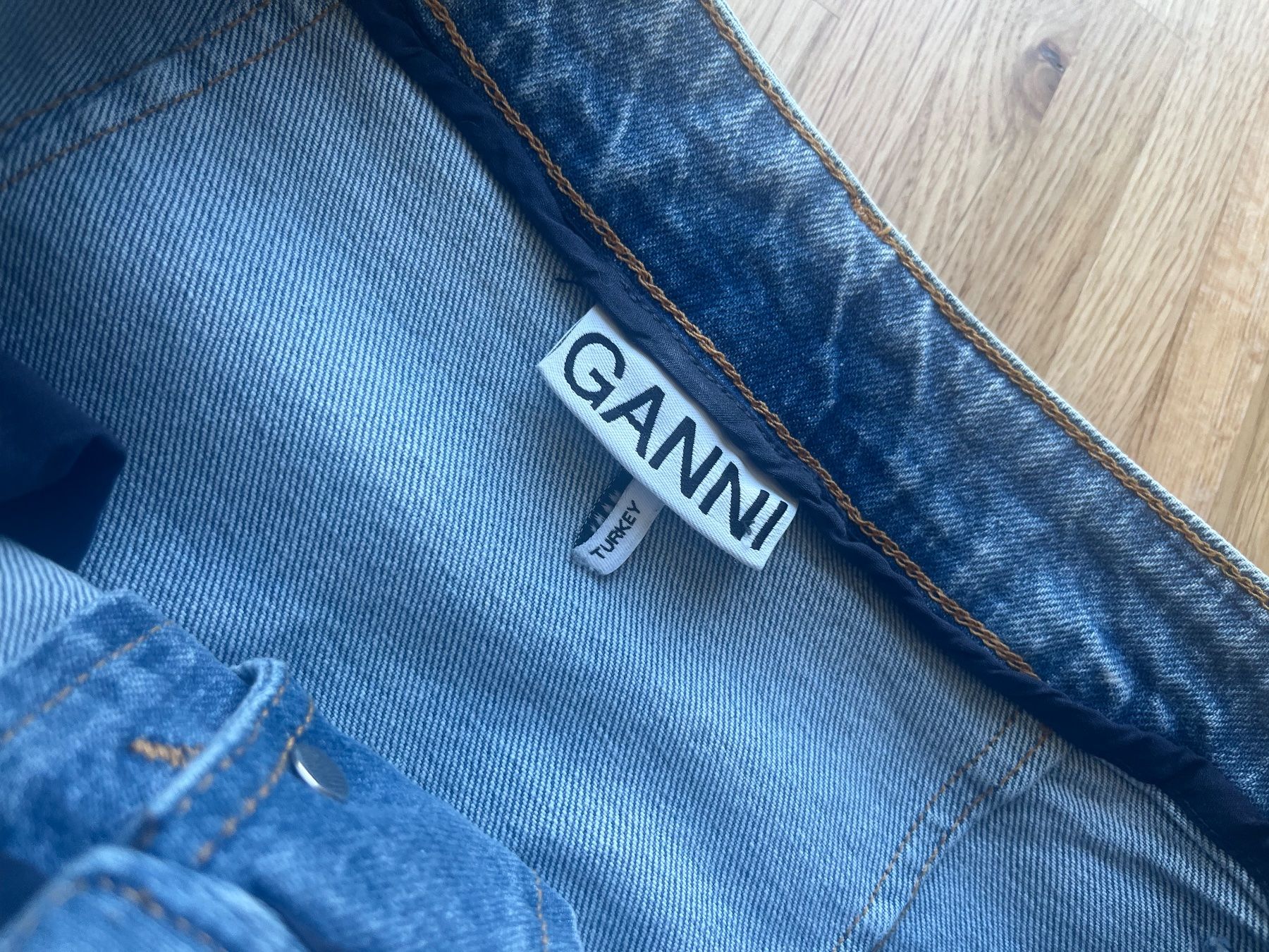 Ganni Gonne: Ganni Rock S – Usato da Dübendorf venduto da gas_2wcn 4