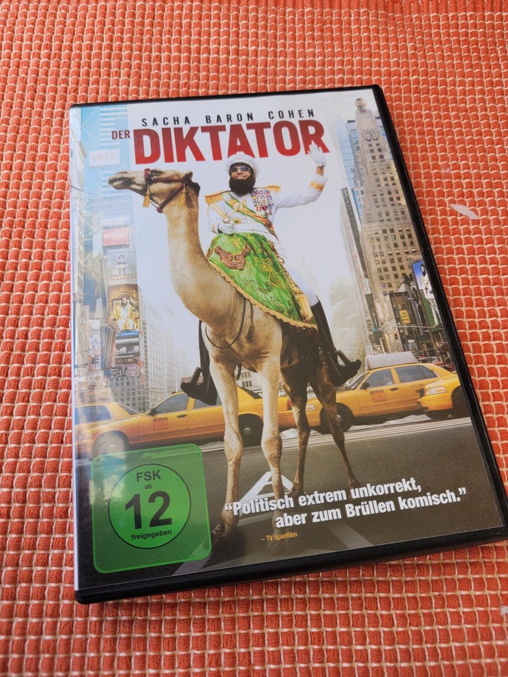 Tutti i DVDs: Sacha Baron Cohen "Der Diktator" DVD – Usato da Horw venduto da dreavw