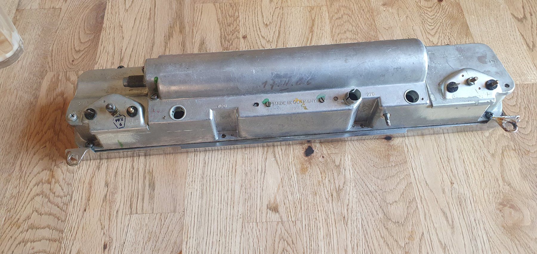 Boxsäcke: Oldteimer  Amaturenbrett – Gebraucht aus Flawil von Pinkmalibu 9