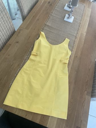 Sommerliches, gelbes Kleid, Grösse XS,neuwertig!