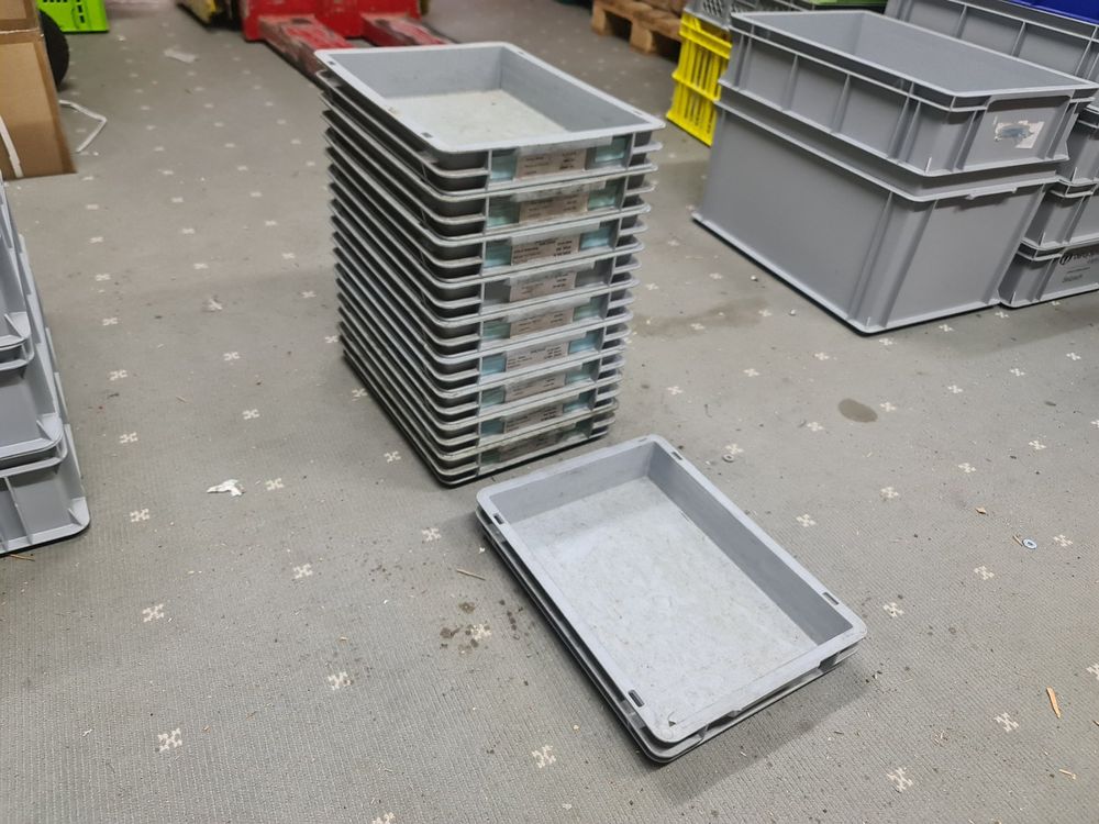 10x Utz Rako Kunststoffkiste 40x30cm H: 7cm ab 1.- (Gebraucht) in ...
