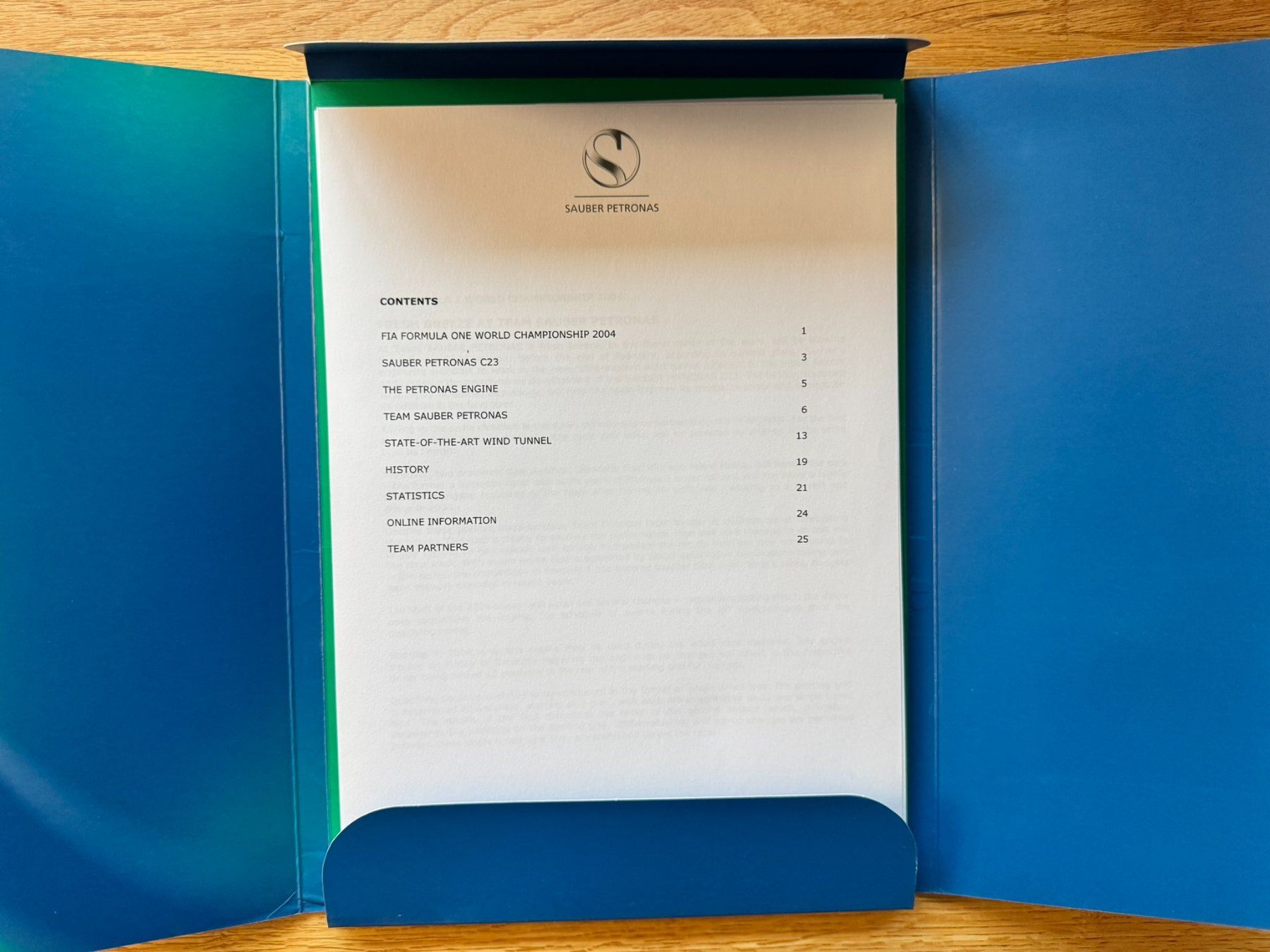 Documenti: SAUBER-PETRONAS - Pressemappe aus 2004 – Nuovo (secondo la descrizione) da Tübach venduto da BonnevilleMotors 1