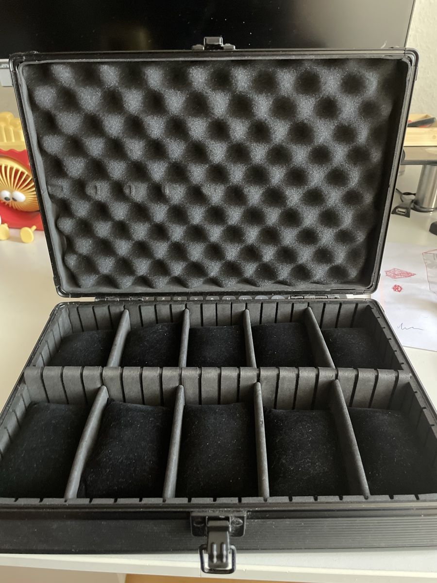 Uhrenboxen: Uhrenbox mit 10 Slots ab 1.- !! – Gebraucht aus Liestal von esi79 1