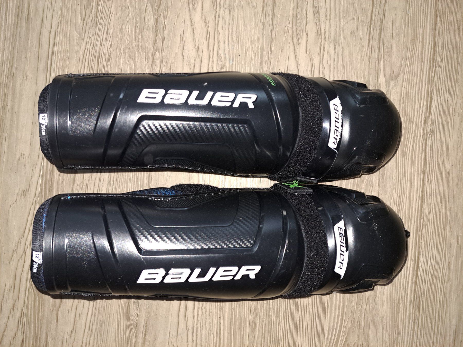 Bauer Protezioni & Imbottiture: Hockey Knieschoner – Nuovo (secondo la descrizione) da Fislisbach venduto da Silo8