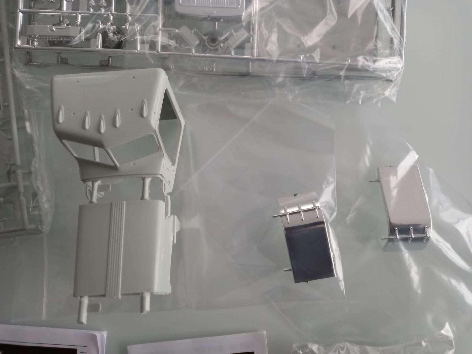 Revell Kit di modellismo & Modellini statici: Revell Truck Peterbilt 359 Conventional – Nuovo (secondo la descrizione) da Au (SG) venduto da mavi4114 3