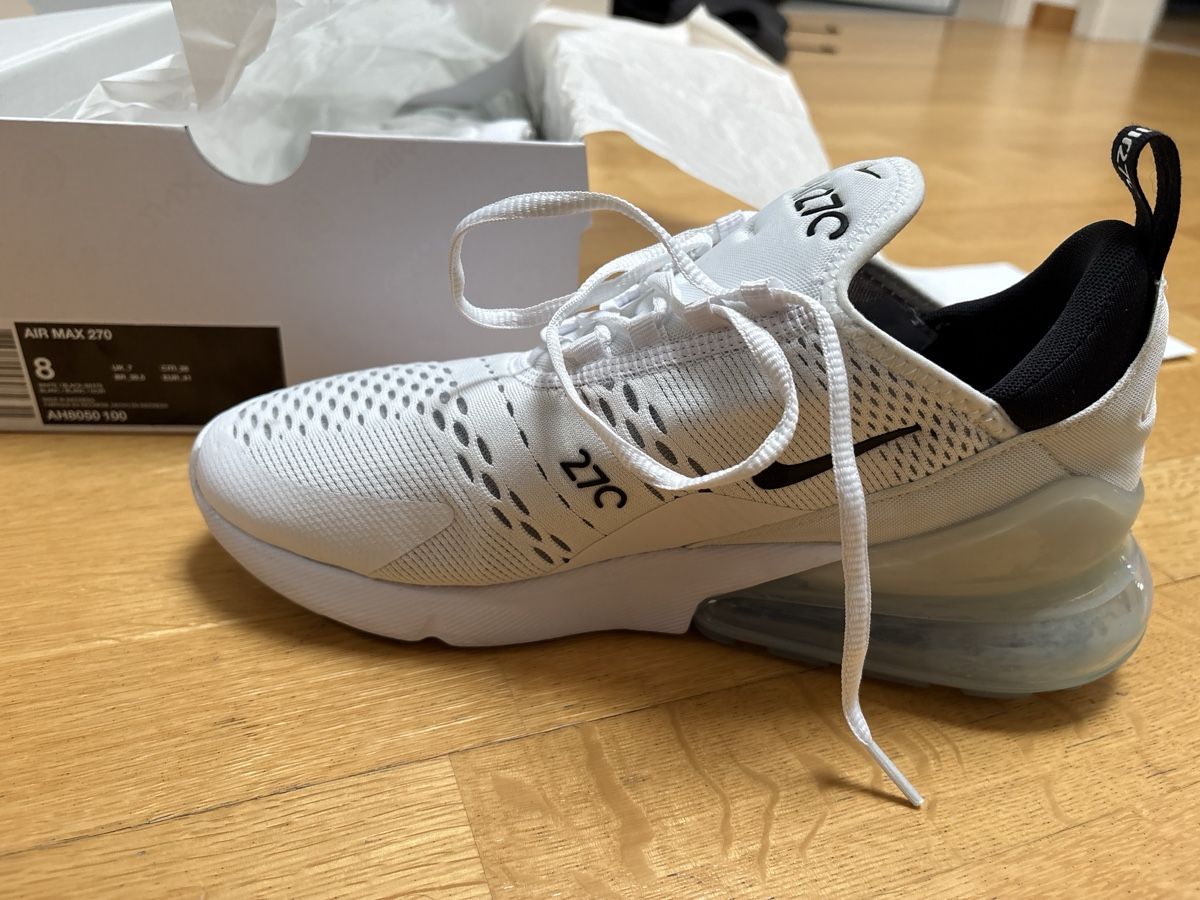 Nike Scarpe da uomo: Nike Air Max 270 – Nuovo (secondo la descrizione) da Münchenbuchsee venduto da goose87 1
