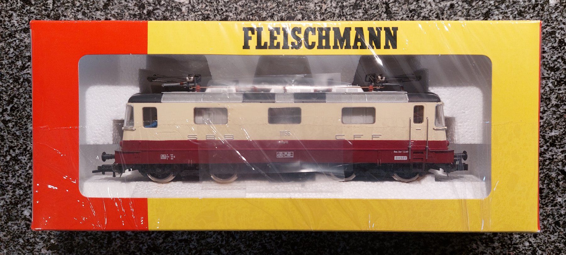 Fleischmann Modellini di ferrovie: Fleischmann 4341 - Re 4/4'' 11156 TEE der SBB CFF FFS – Nuovo e nell'imballaggio originale da Rotkreuz venduto da MOBAHN-1zu87 7