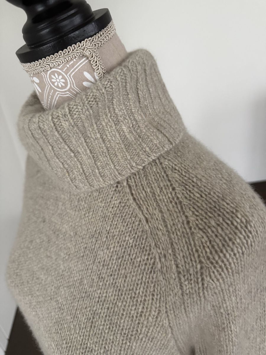 Pulls & Sweat-shirts: Vince Pulli Gr.S – Neuf avec emballage d'origine à Balzers par Lissi57 7