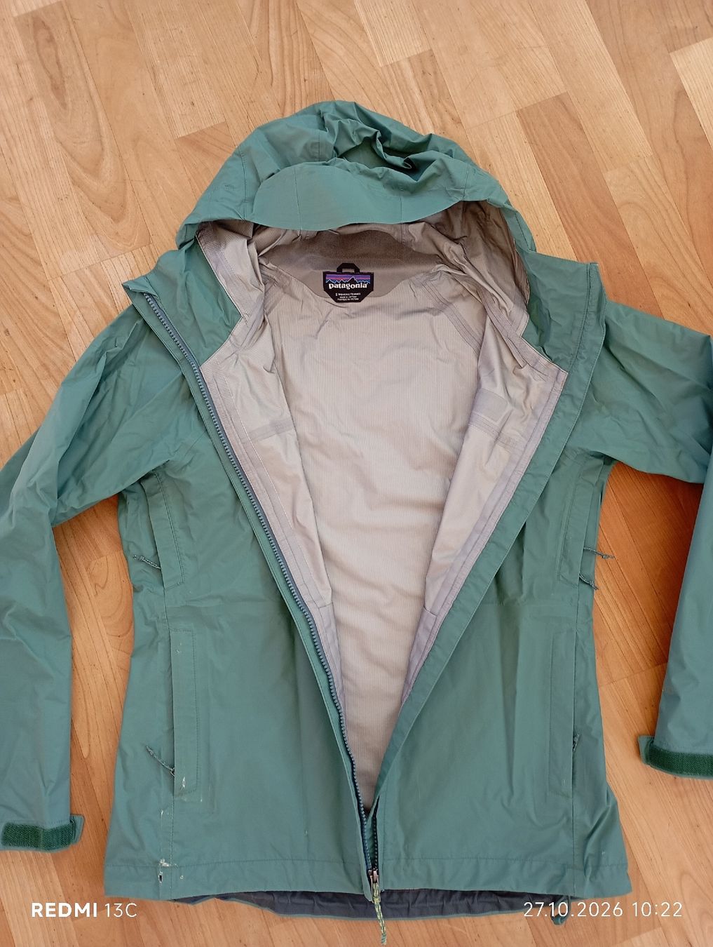 Jacken: Patagonia Regenjacke – Gebraucht aus thalwil von Lazar03 1