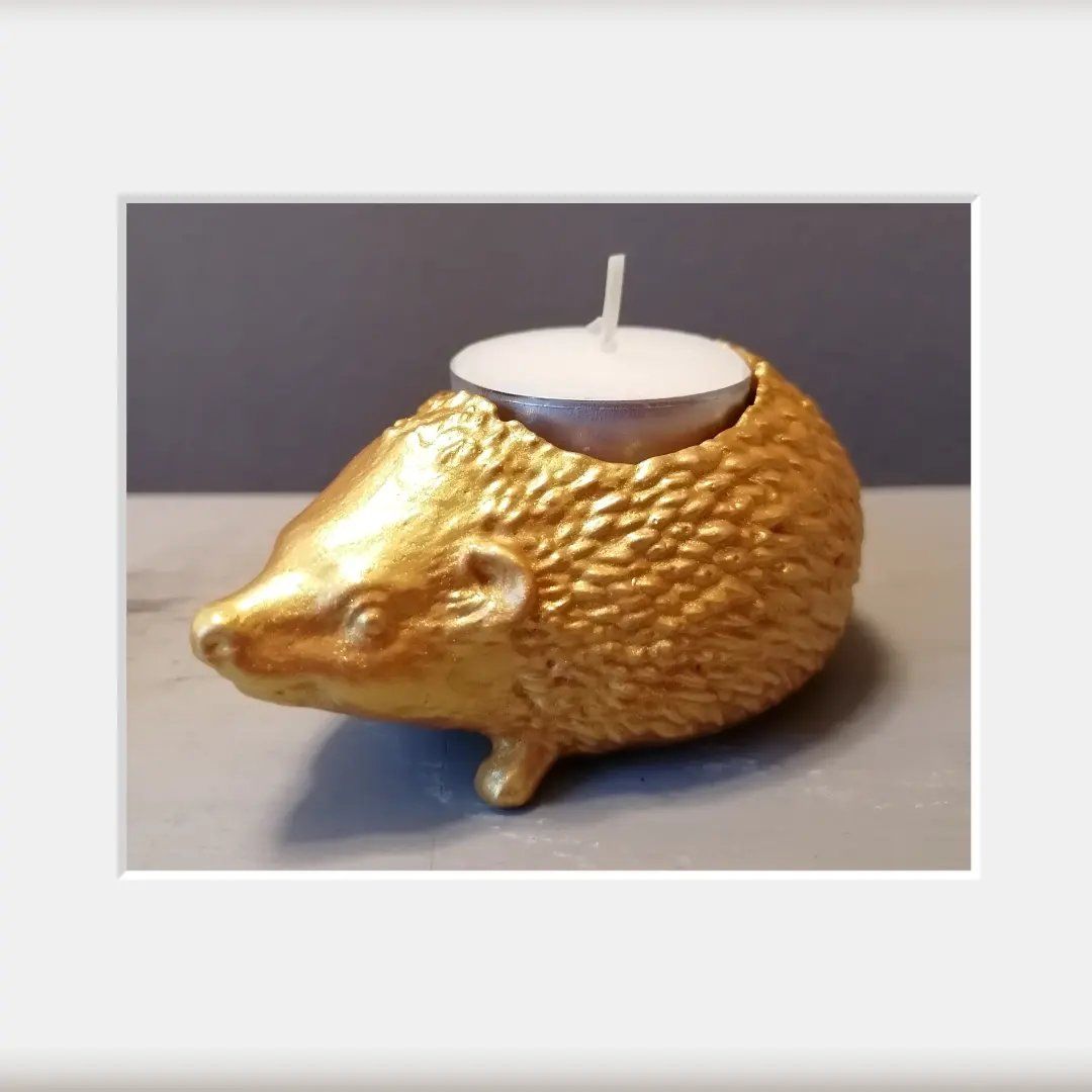 Portacandele: Goldener Igel aus Beton als Teelicht – Nuovo (secondo la descrizione) da Wallisellen venduto da Muggeli1970