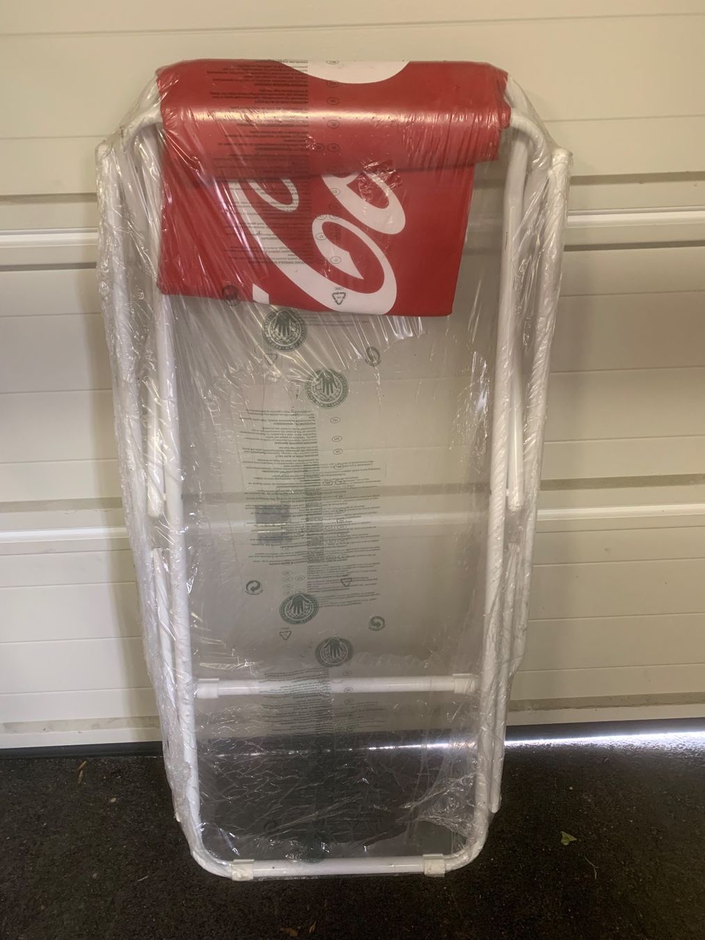 Sedie: Original Coca cola Liegestuhl. – Nuovo e nell'imballaggio originale da adelboden venduto da road67