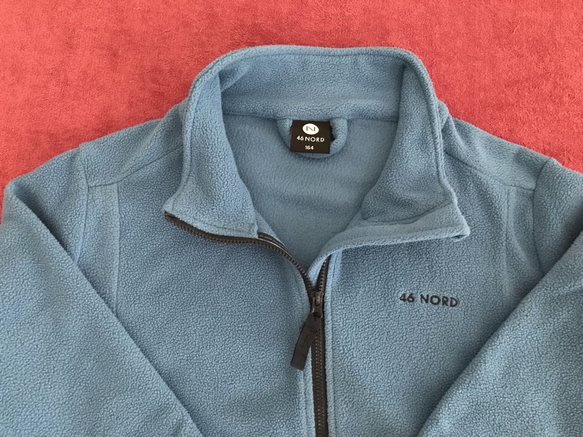 46 Nord Giacche & Cappotti: Fleecejacke 46 Nord, hellblau, Gr. 164 – Usato da Thayngen venduto da mon_qr52 1