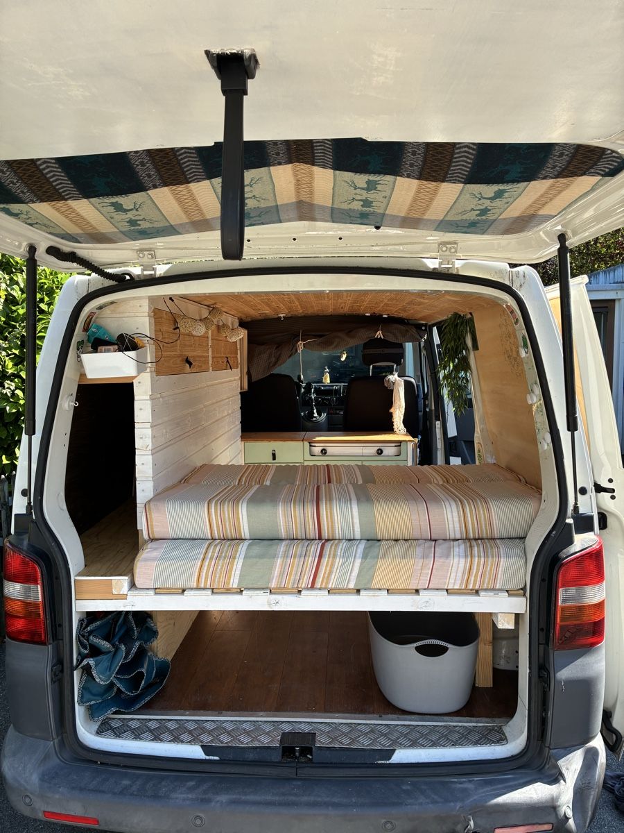 VW Veicoli da campeggio: VW T5 TDI 1.9 - Camper, Van, Bus – Usato da Thun venduto da gin_ff5z 1