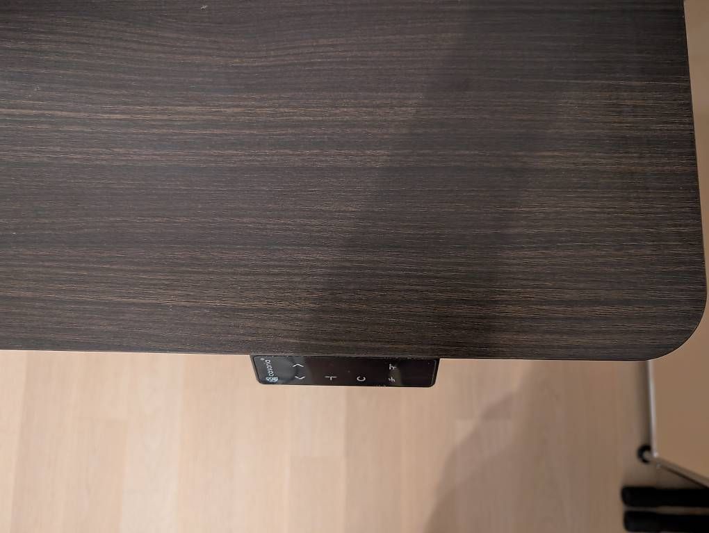 Schreibtische: Höhenverstelbares Pult – Gebraucht aus Zollikofen von aba_p9pv 3