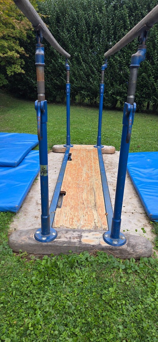 Hometrainer: Turnbarren – Usato da Heiligkreuz (Mels) venduto da SKQENH 3