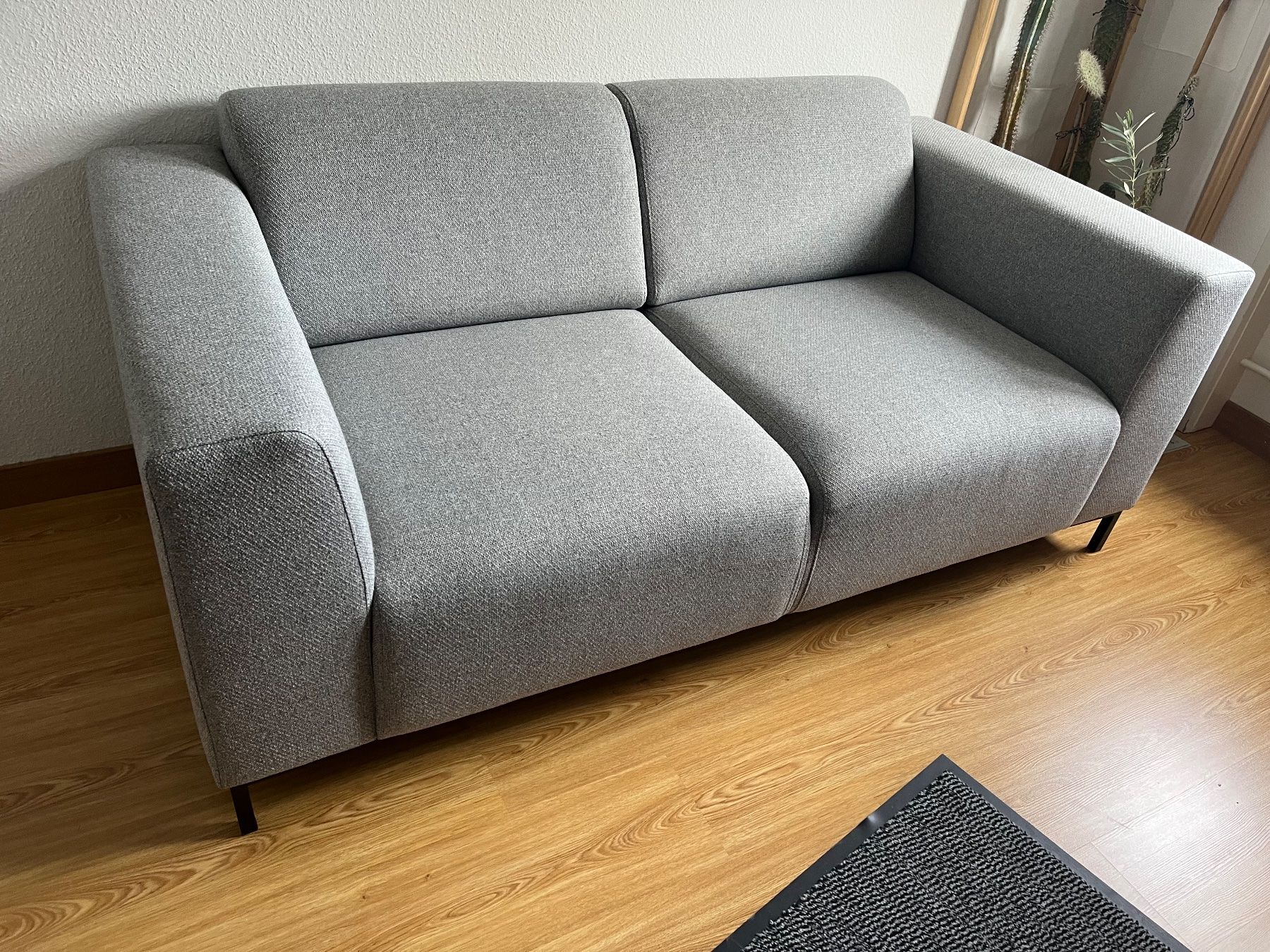 Micasa Sofas: Sofa – Neuf (Voir description) à Faoug par metropark 2