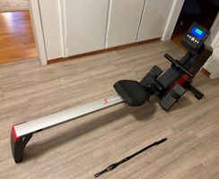 SportsTech RSX500 Rudermaschine - Top Zustand für Winter!