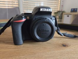 Nikon D5600 mit Objektiv 18-105mm gute Zustand