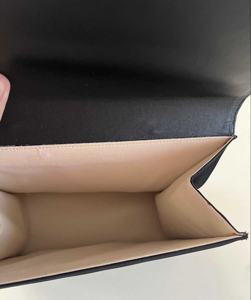 Taschen für Damen: Nagelneue Clutch mit Schleife  – Neu und originalverpackt aus Hünenberg See von spartakus02 4