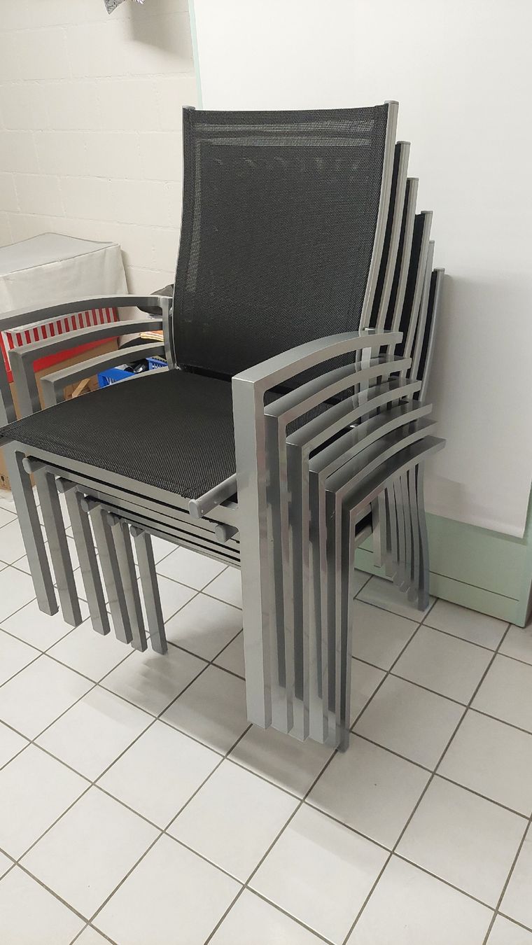 Chaises: Gartenstühle (2, 4 oder 6) – D'occasion à Birmensdorf ZH par mib_9lwt 2