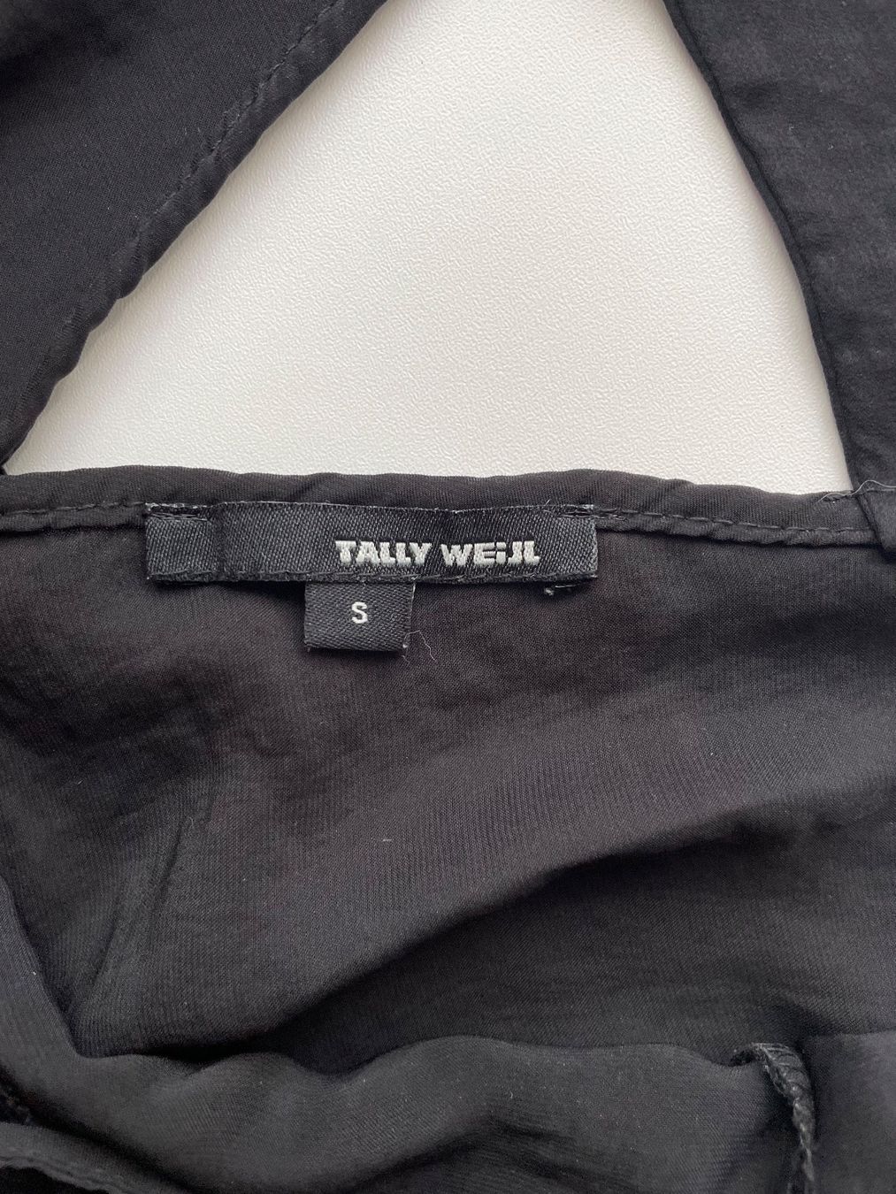 Tally Weijl Top: Schwarzes Top – Usato da Hägglingen venduto da _Mel4nie_ 2