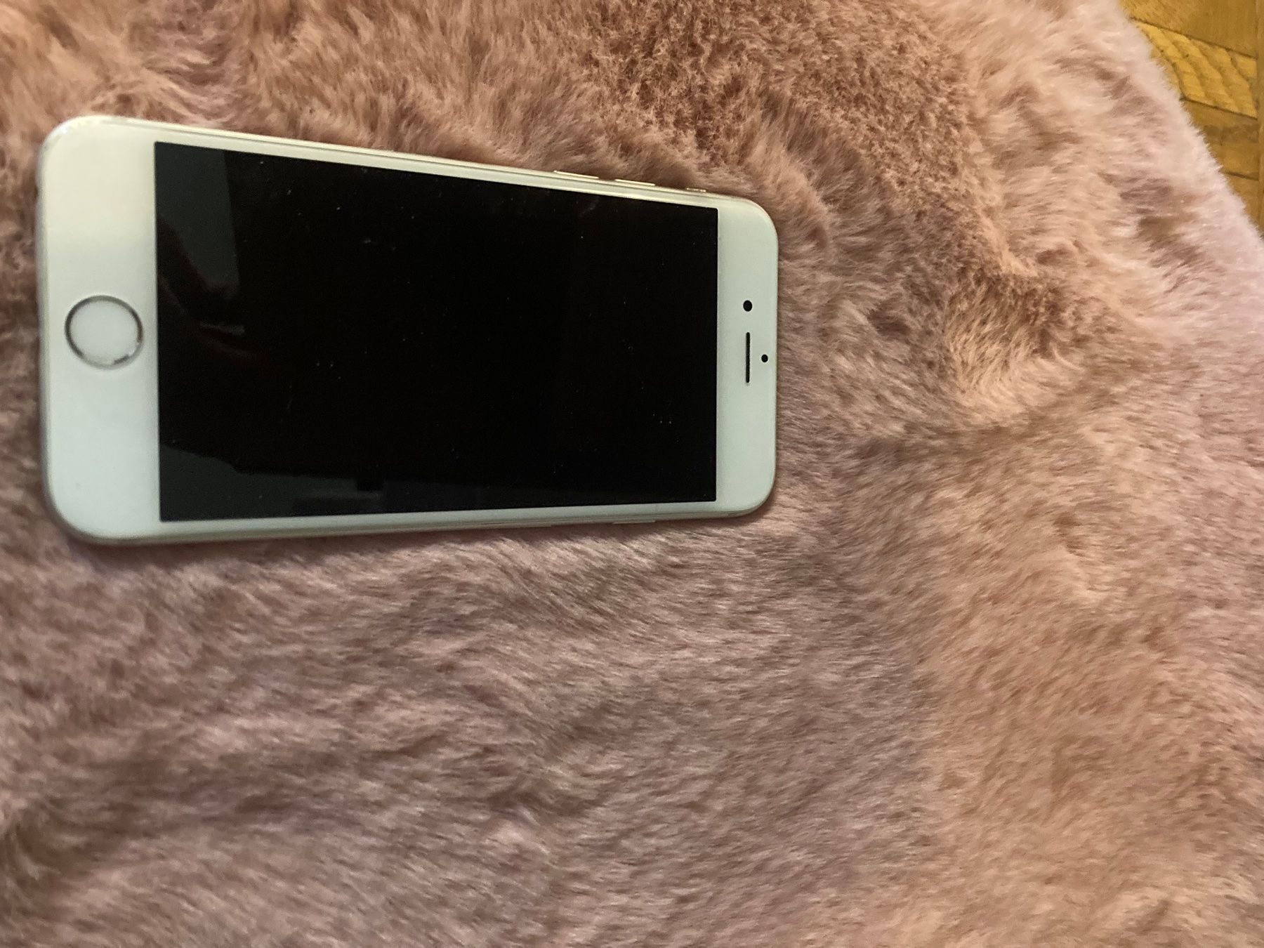Apple Portables: iPhone 6- défectueux ne s allume plus 📱! – Défectueux à Morges par Vendeuse123456 9