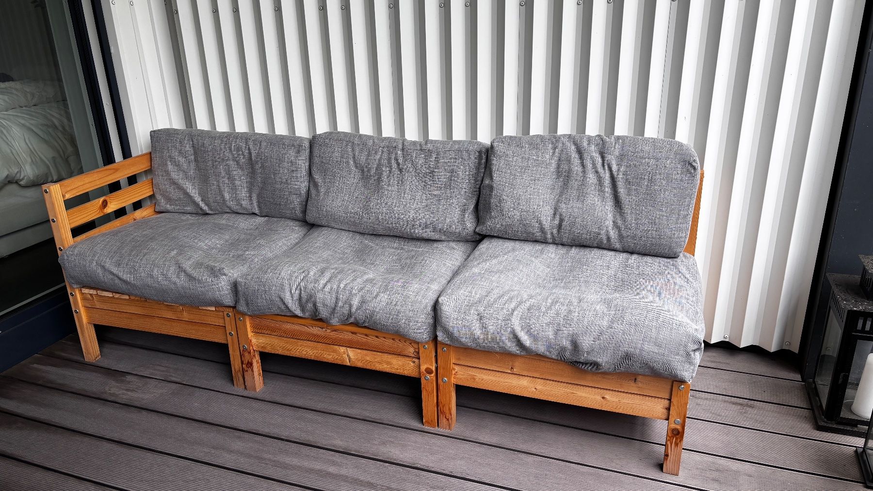 Vidaxl Divani: Holz Sofa Lounge mit grauen Polstern – Usato da Arbon venduto da smarkus93 1