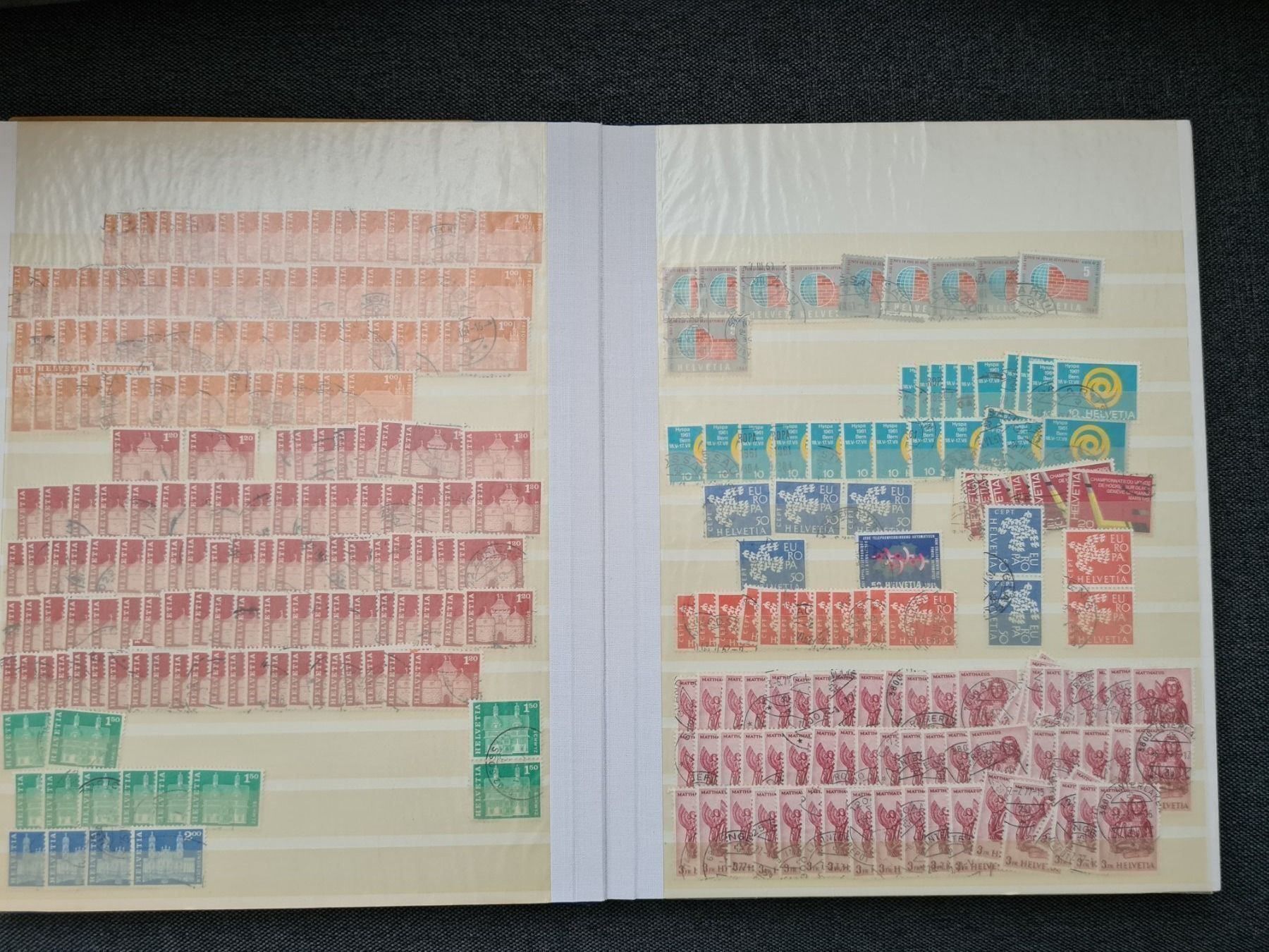 Tous les timbres: Briefmarkenalbum mit div. Marken – D'occasion à Weinfelden par michaelino 4
