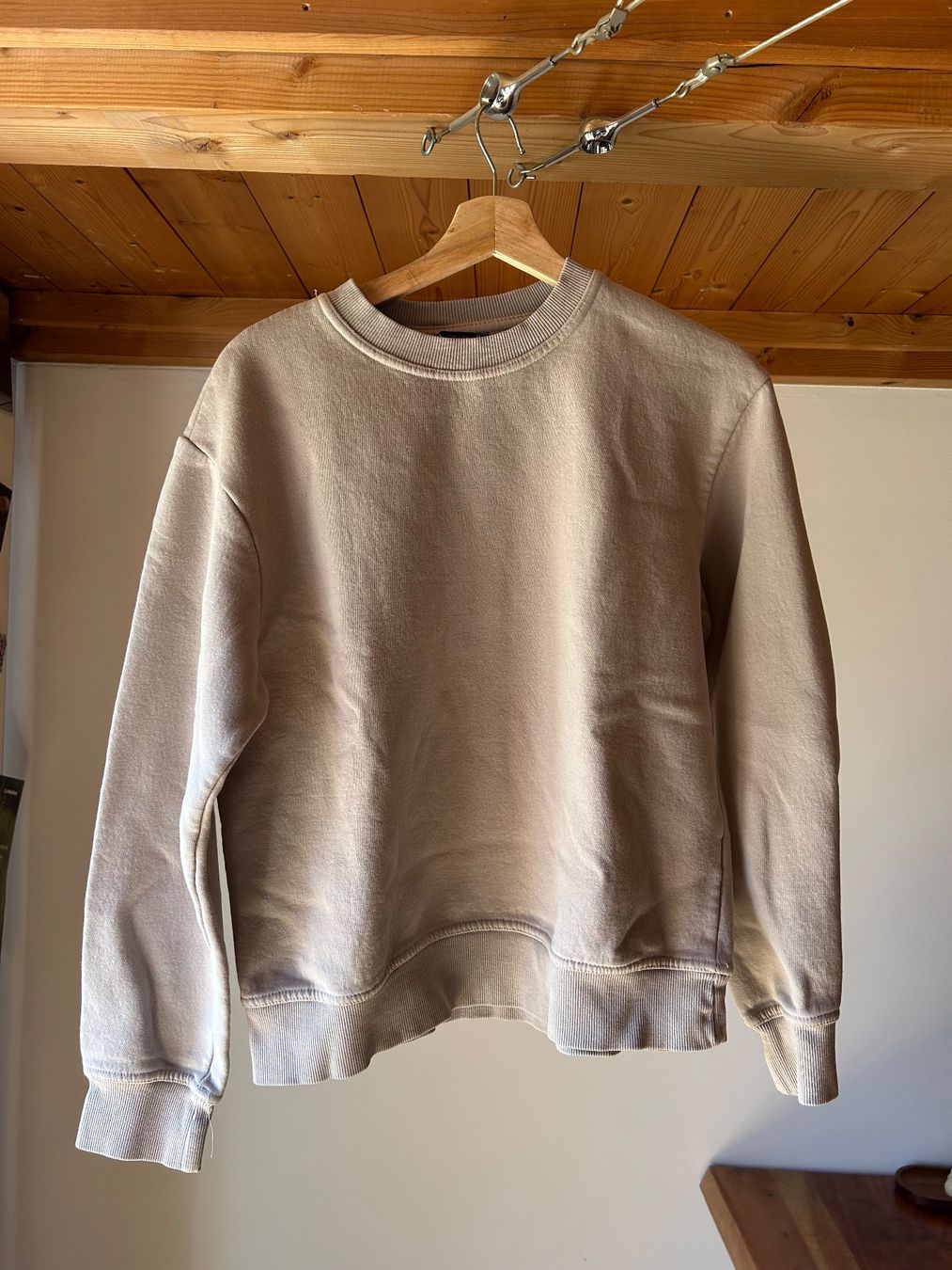 Zara Pullover & Sweatshirts: Zara Basic Beige Baumwollpullover, guter Zustand, Grösse M – Gebraucht aus Erlen von nin_b8c6