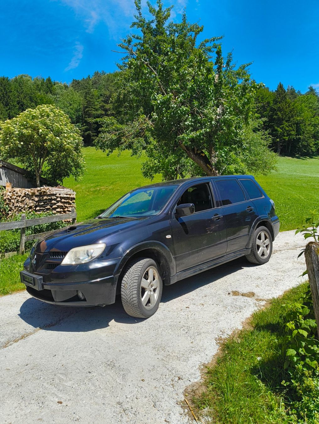 Mitsubishi Automobili: Mitsubishi Outlander 2.0 Turbo B04 – Usato da Mosnang venduto da Reto.klaeger 1