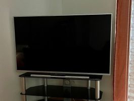Philips 55” 4K  Ambilight TV (55PUS7394/12) – Defekt